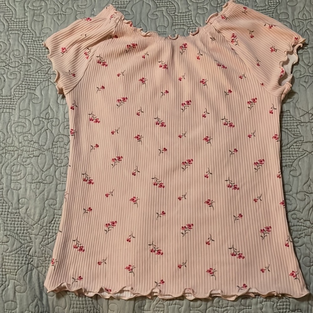 Old Navy girls 3 assorted t shirts size M (8). - Picture 9 of 10